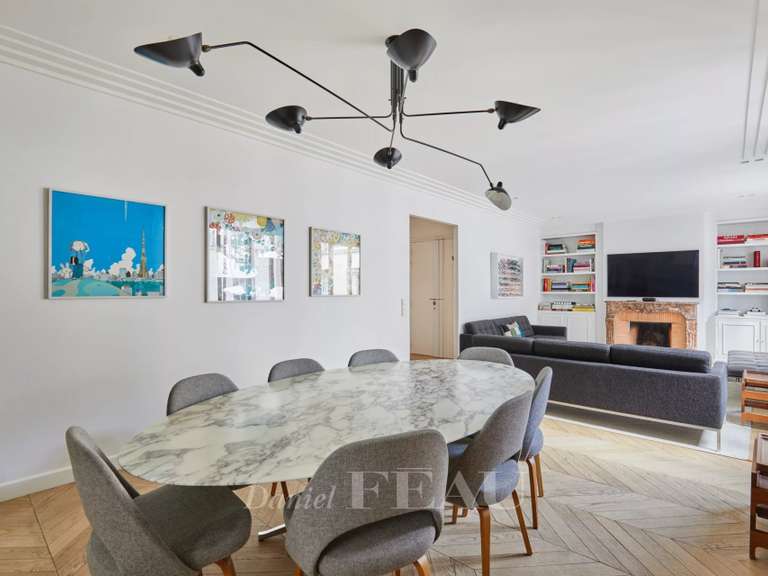 Appartement Paris 16e - 3 chambres - 127m²