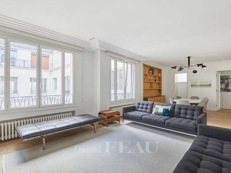 Appartement Paris 16e - 3 chambres - 127m²