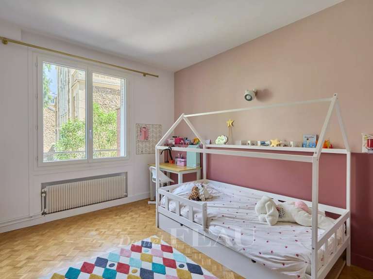 Appartement Paris 16e - 4 chambres - 129m²