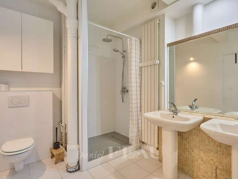 Appartement Paris 16e - 4 chambres - 129m²