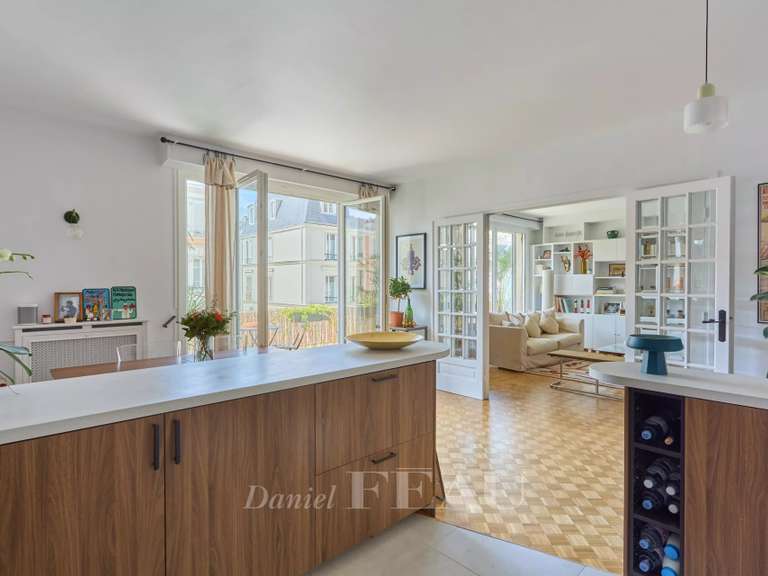 Appartement Paris 16e - 4 chambres - 129m²