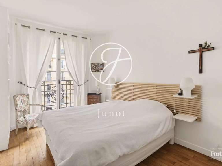 Appartement Paris 16e - 2 chambres - 85m²