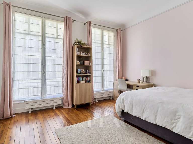 Appartement Paris 16e - 4 chambres - 259m²