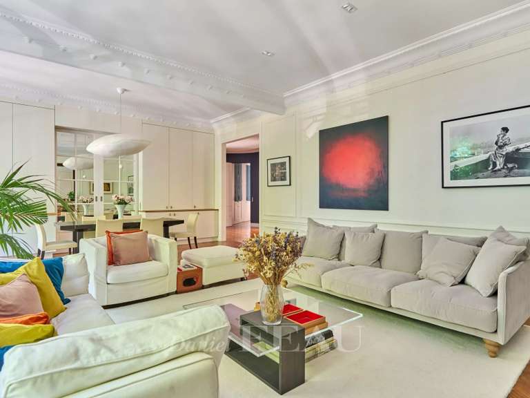 Appartement Paris 16e - 4 chambres - 259m²