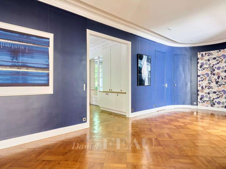 Appartement Paris 16e - 4 chambres - 259m²