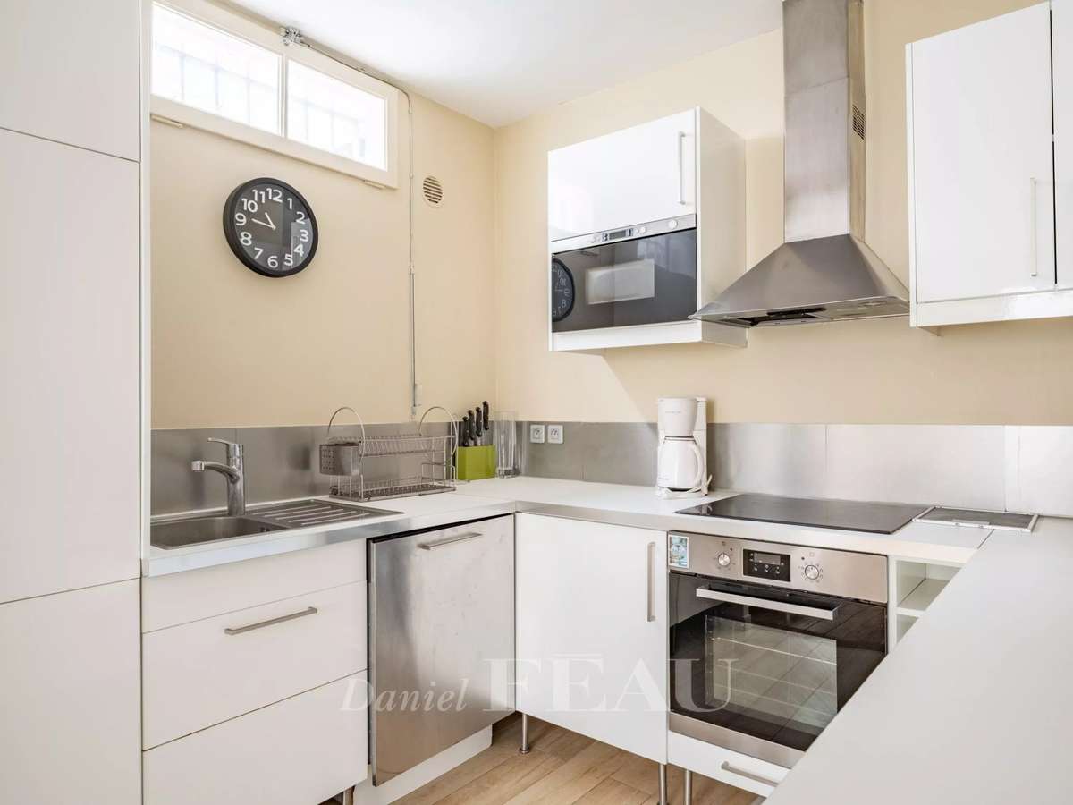 Apartment Paris 16e