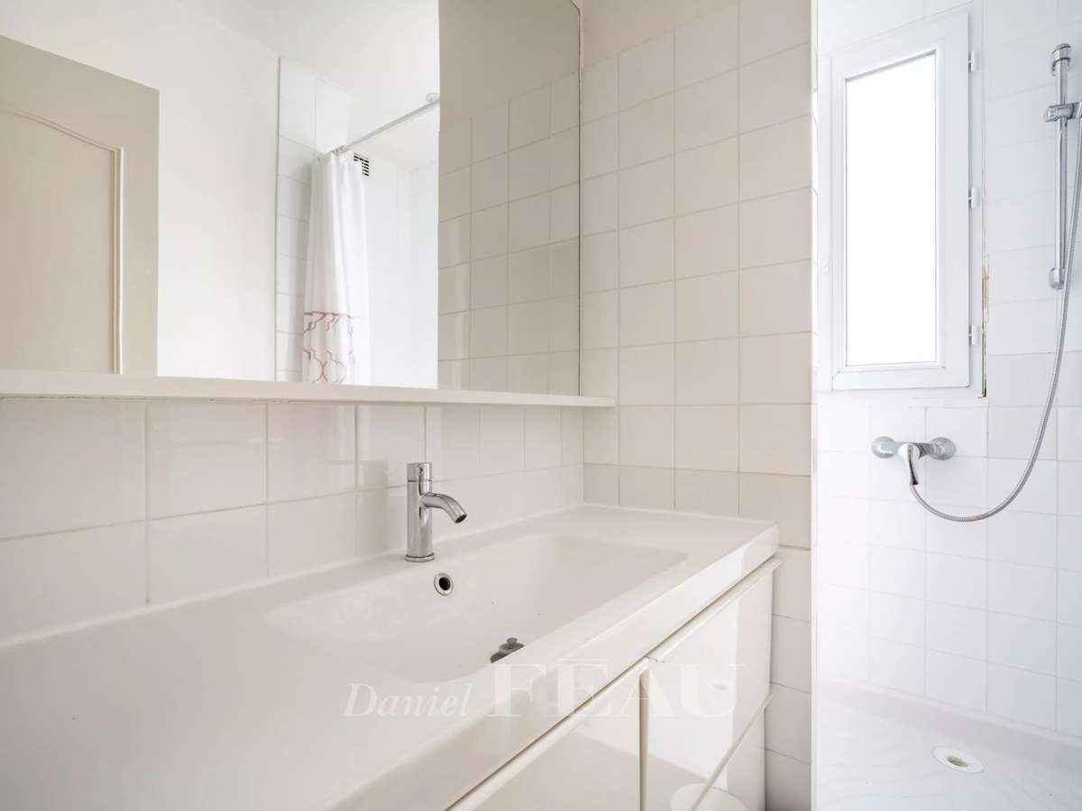Apartment Paris 16e