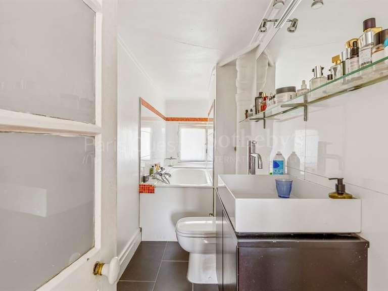 Appartement Paris 16e - 1 chambre - 70m²