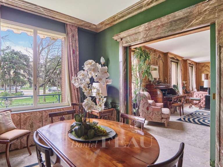 Apartment Paris 16e - 2 bedrooms - 154m²