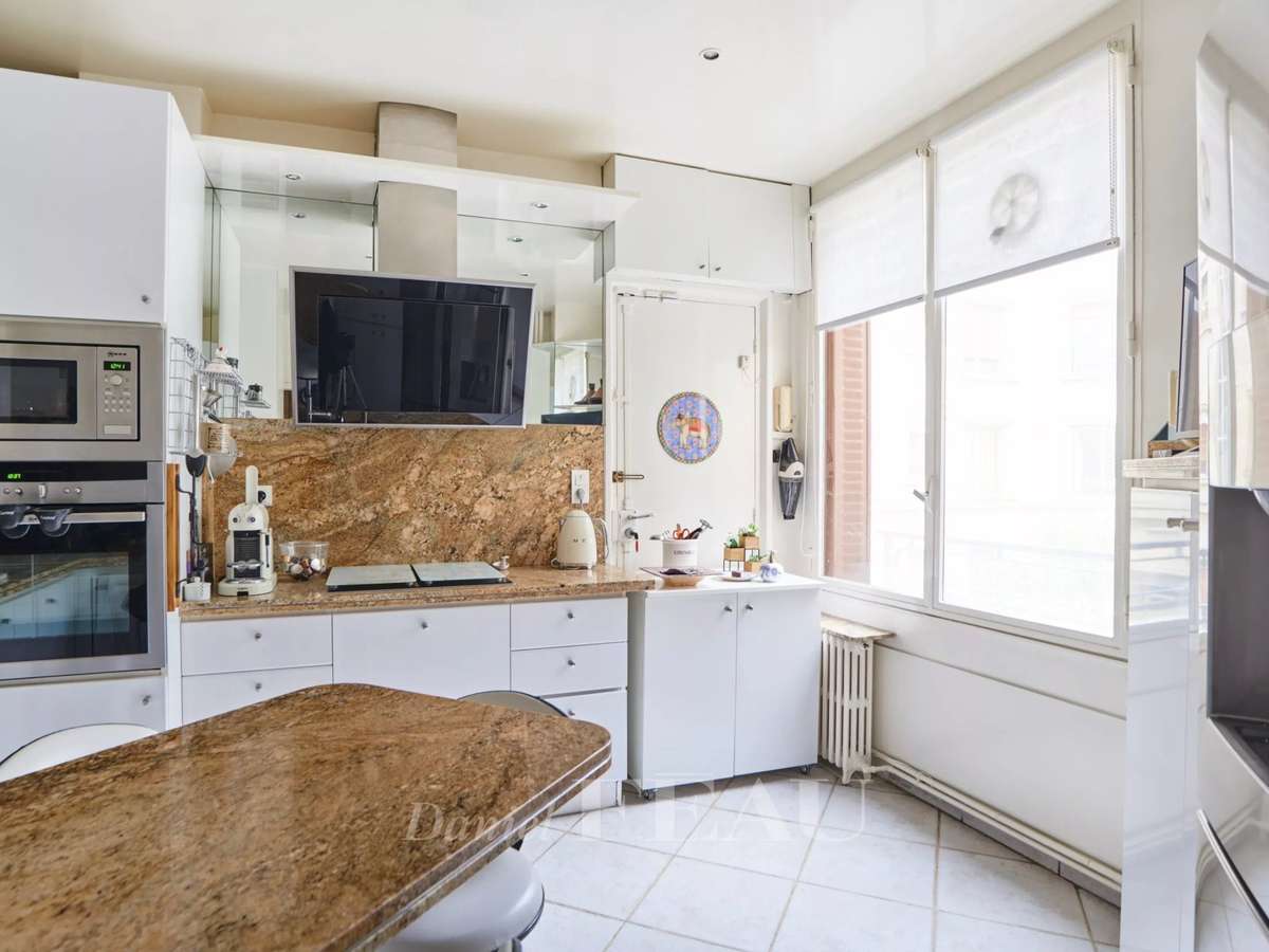 Apartment Paris 16e