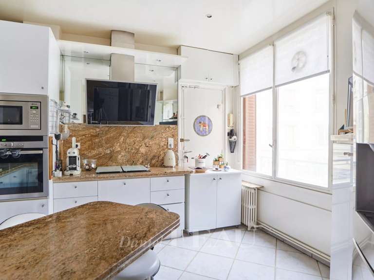 Apartment Paris 16e - 2 bedrooms - 154m²