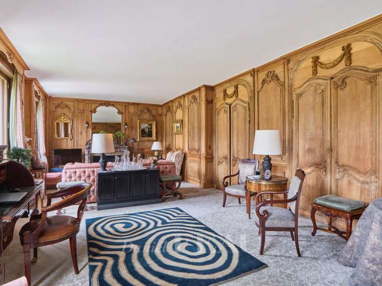 Apartment Paris 16e - 2 bedrooms - 154m²
