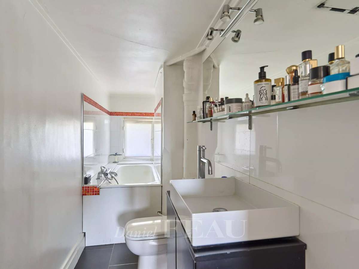 Apartment Paris 16e