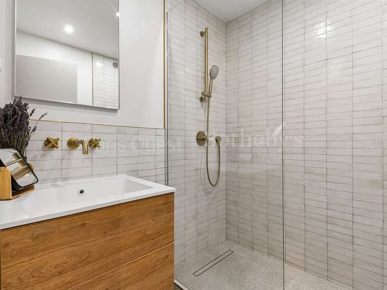Apartment Paris 16e - 5 bedrooms - 215m²