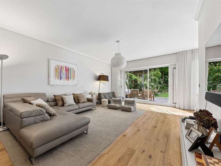 Appartement Paris 16e - 5 chambres - 172m²