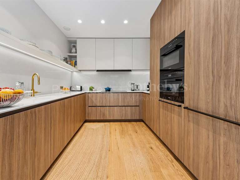 Apartment Paris 16e - 5 bedrooms - 215m²