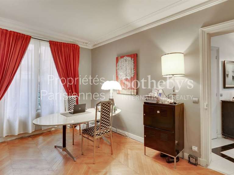 Appartement Paris 16e - 4 chambres - 140m²