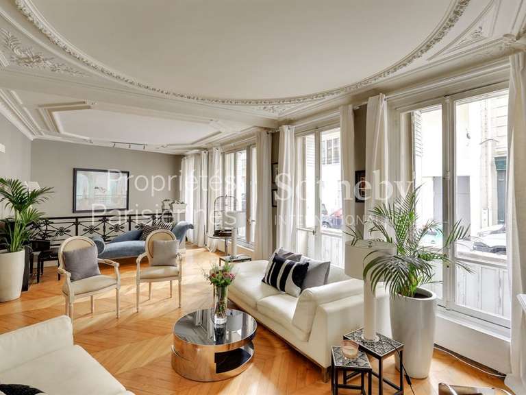 Appartement Paris 16e - 4 chambres - 140m²