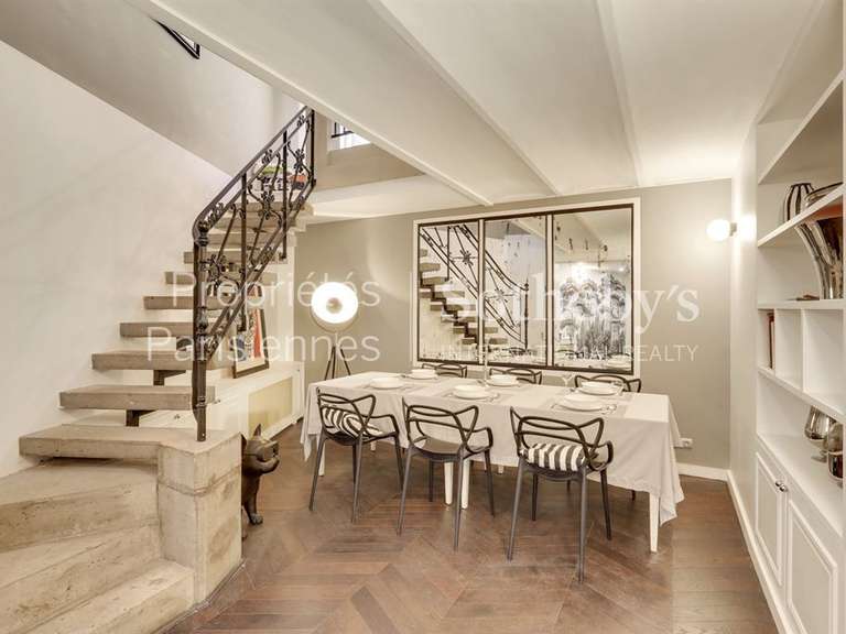 Appartement Paris 16e - 4 chambres - 140m²