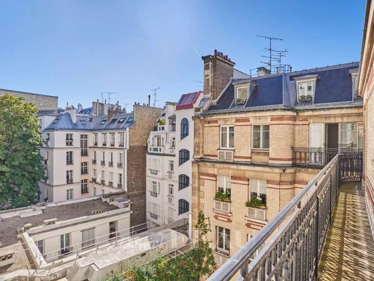 Appartement Paris 16e - 2 chambres - 117m²