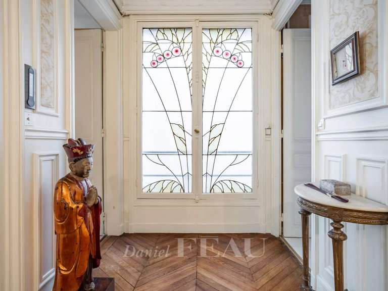 Appartement Paris 16e - 3 chambres - 140m²
