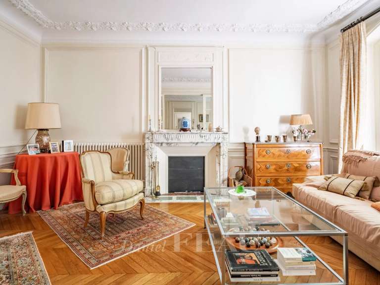 Appartement Paris 16e - 3 chambres - 140m²