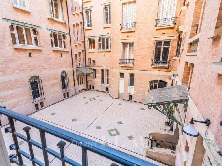 Appartement Paris 16e - 3 chambres - 140m²