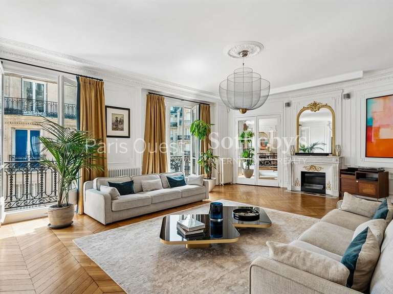 Apartment Paris 16e - 3 bedrooms - 242m²