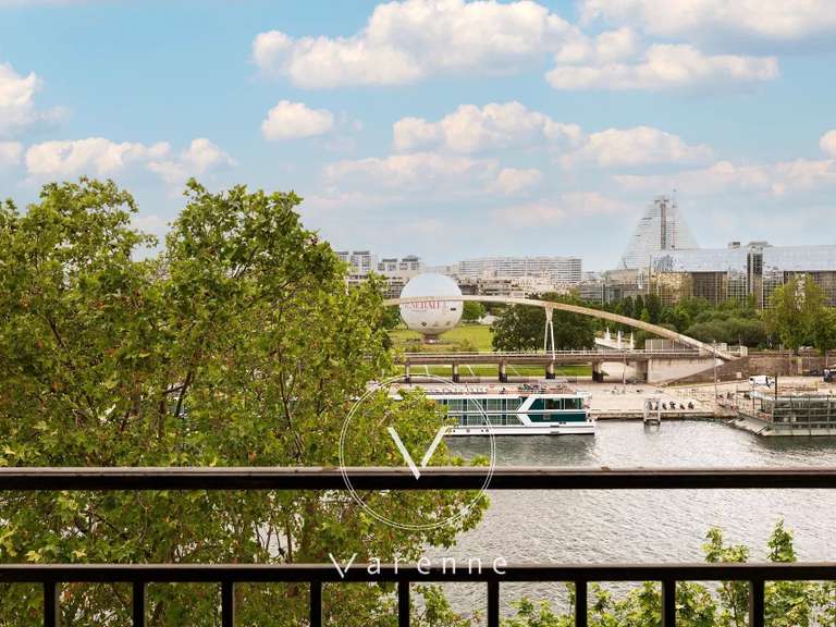 Appartement Paris 16e - 2 chambres - 119m²