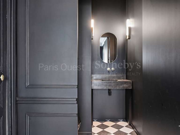 Appartement Paris 16e - 3 chambres - 137m²