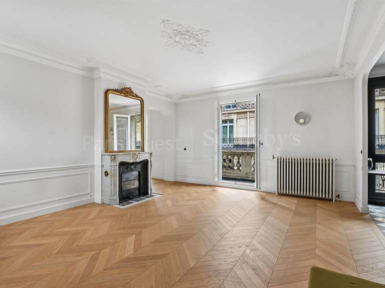 Appartement Paris 16e - 3 chambres - 137m²