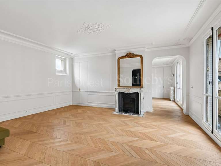Apartment Paris 16e - 3 bedrooms - 137m²