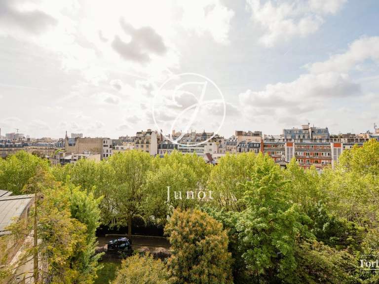 Appartement Paris 16e - 3 chambres - 121m²