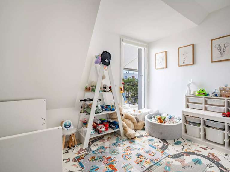 Appartement Paris 16e - 3 chambres - 169m²