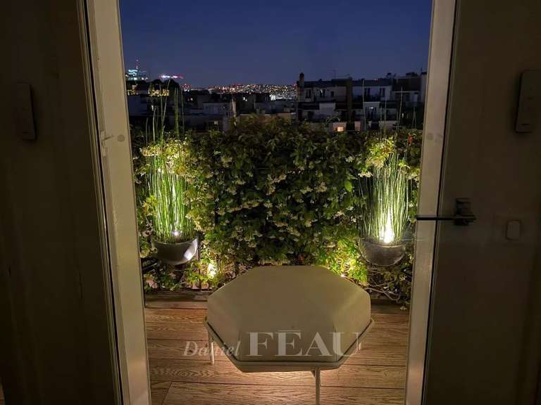 Appartement Paris 16e - 3 chambres - 169m²