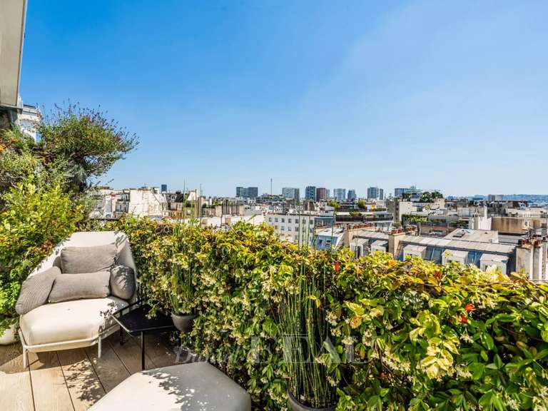 Appartement Paris 16e - 3 chambres - 169m²