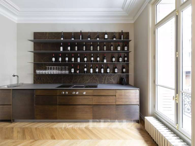 Appartement Paris 16e - 5 chambres - 246m²