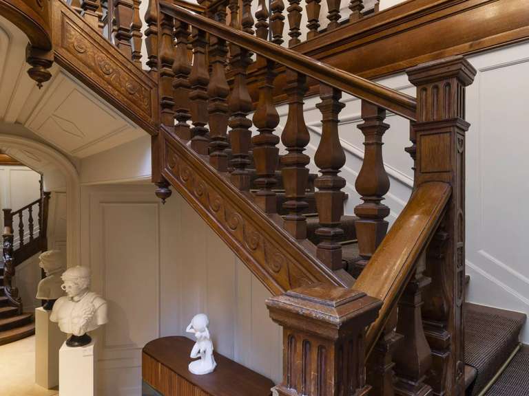 Appartement Paris 16e - 5 chambres - 246m²
