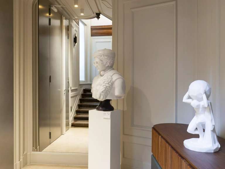 Appartement Paris 16e - 5 chambres - 246m²