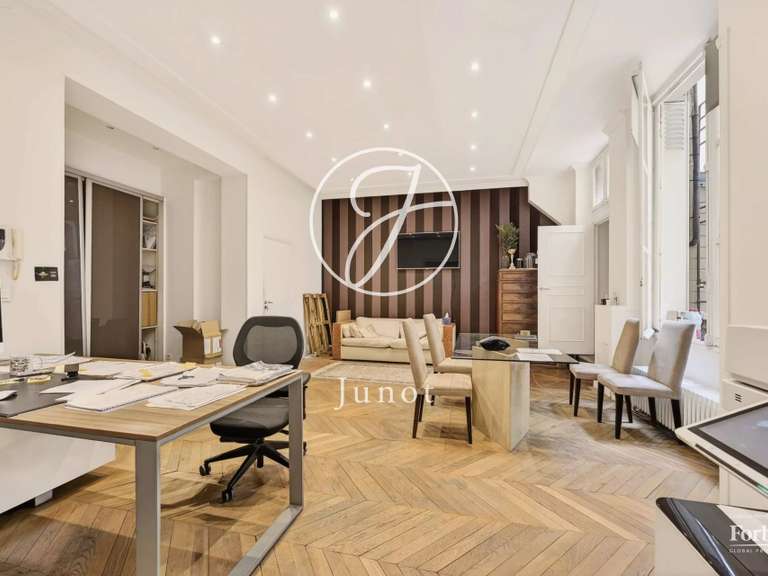 Appartement Paris 16e - 3 chambres - 93m²