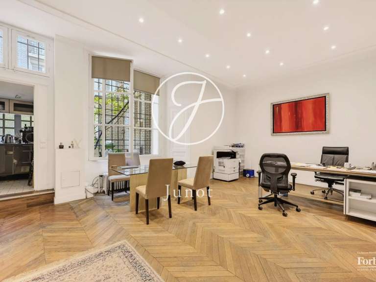 Appartement Paris 16e - 3 chambres - 93m²