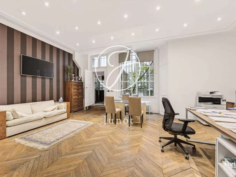 Appartement Paris 16e - 3 chambres - 93m²