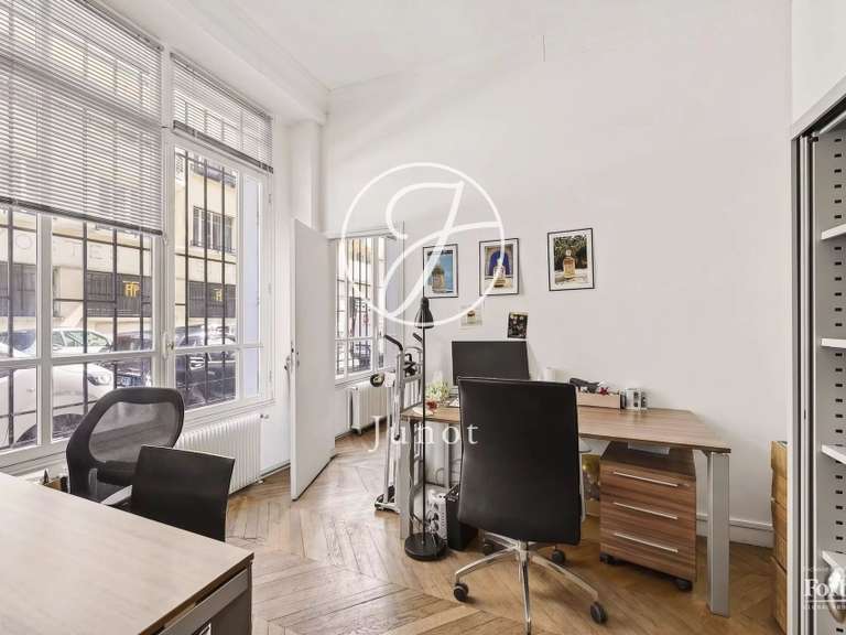 Appartement Paris 16e - 3 chambres - 93m²
