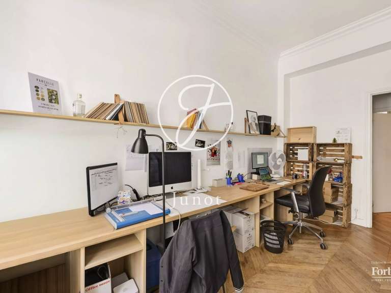Appartement Paris 16e - 3 chambres - 93m²