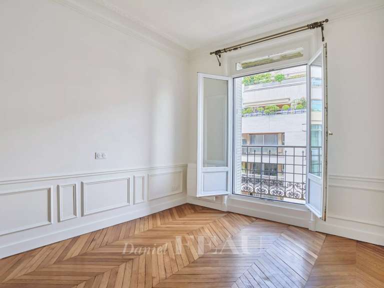 Appartement Paris 16e - 2 chambres - 94m²