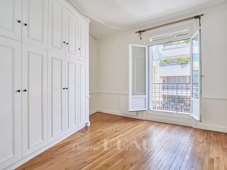Appartement Paris 16e - 2 chambres - 94m²