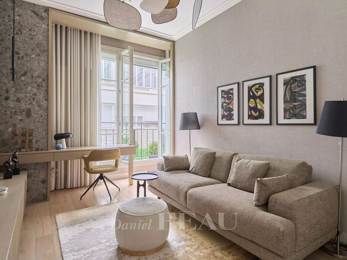 Apartment Paris 16e