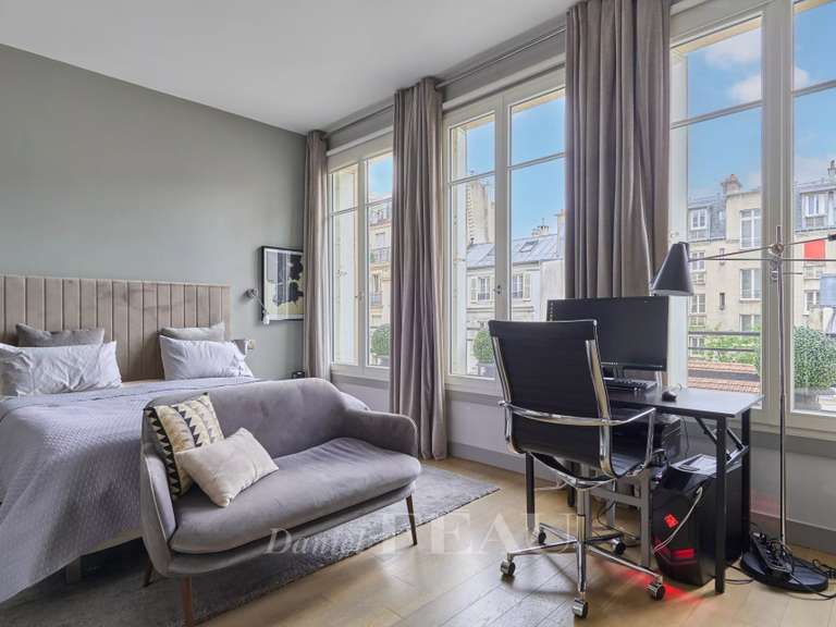 Apartment Paris 16e - 3 bedrooms - 172m²