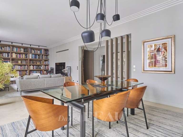 Apartment Paris 16e - 3 bedrooms - 172m²