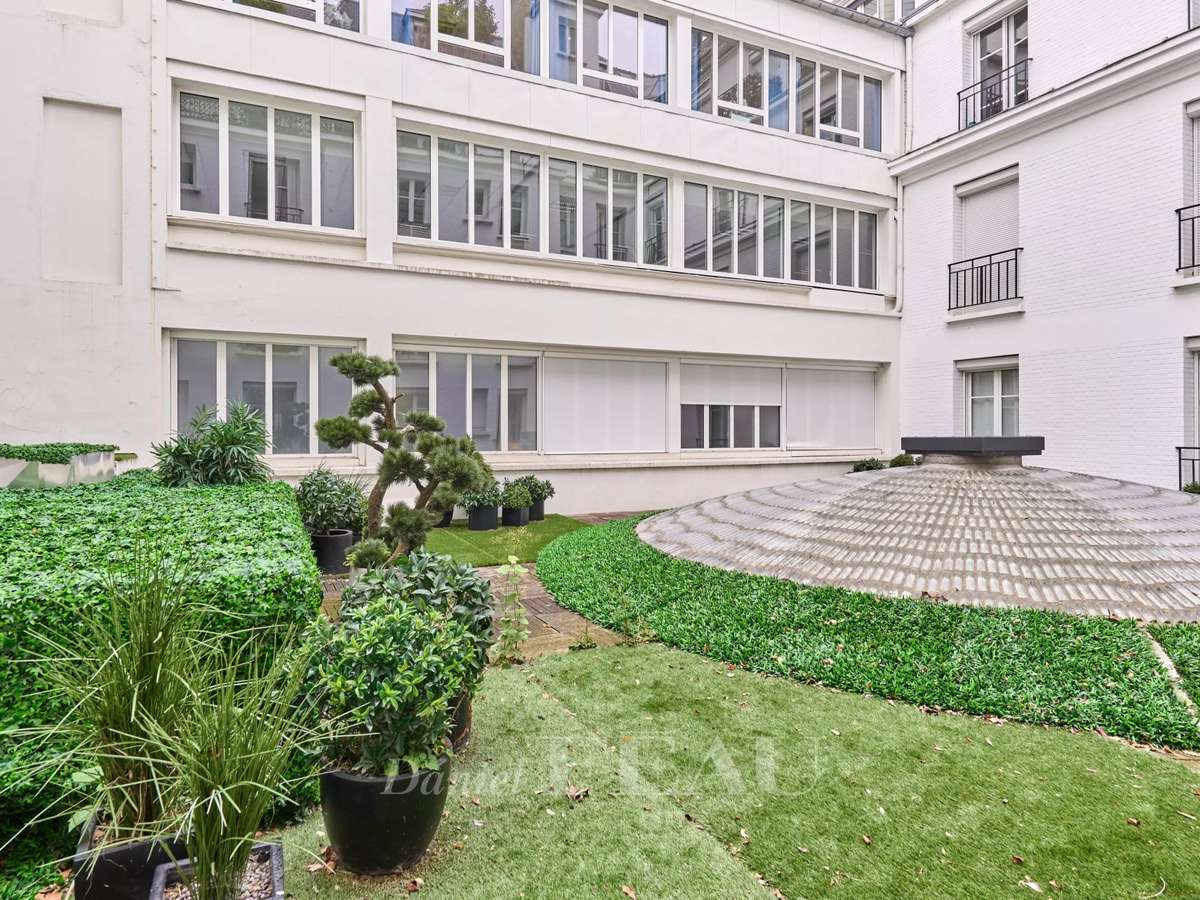 Apartment Paris 16e